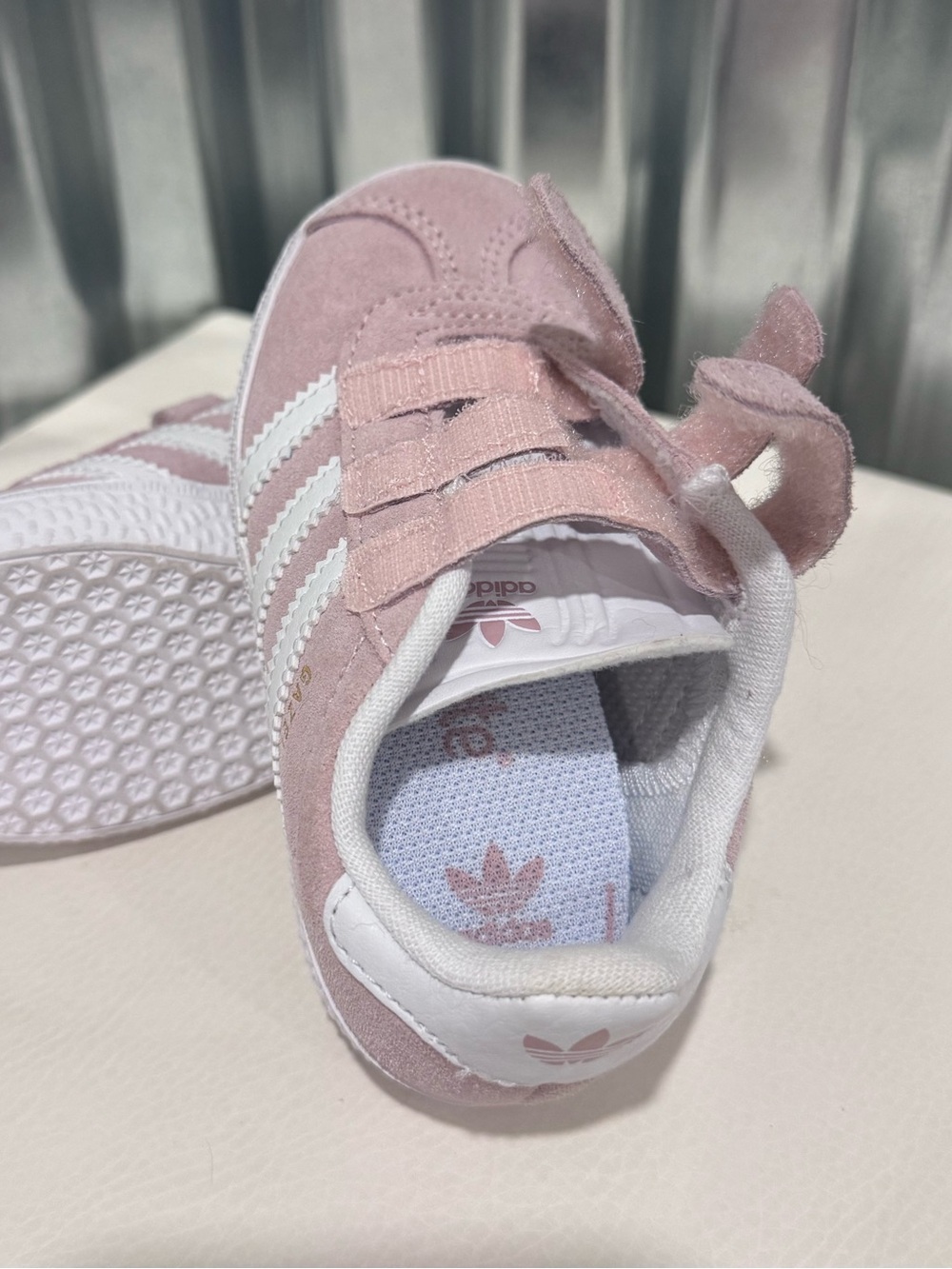 adidas Kids Gazelle Strap Sneakers - Light Pink & White NWOT - Picture 6 of 7